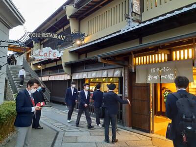 夕食会場の様子