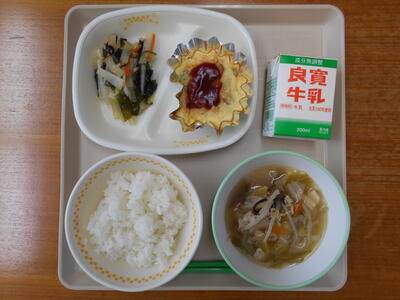 ５月３０日（月）の給食