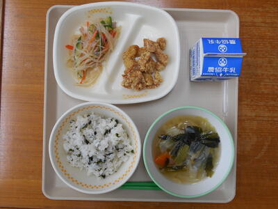 １１月１４日（火）の給食