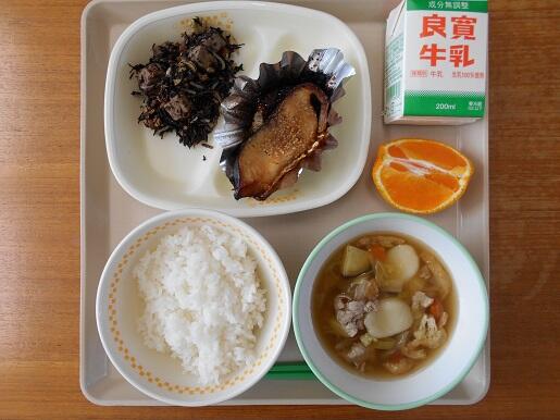 ３月１日（月）の給食