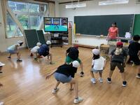⑤ジャンプ：１年教室
